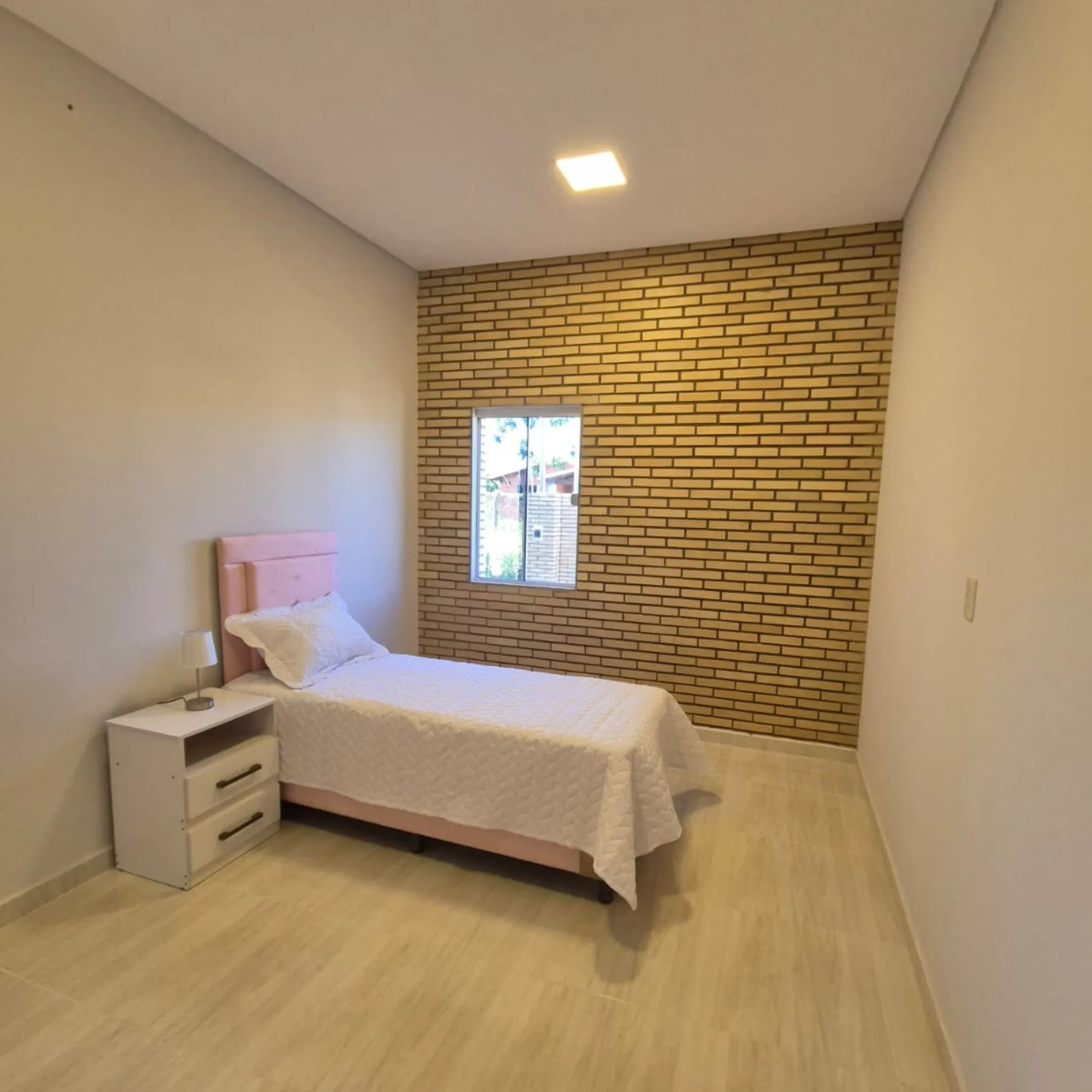 Segundo dormitorio de la CasaMas modelo Clásico de 2 dormitorios